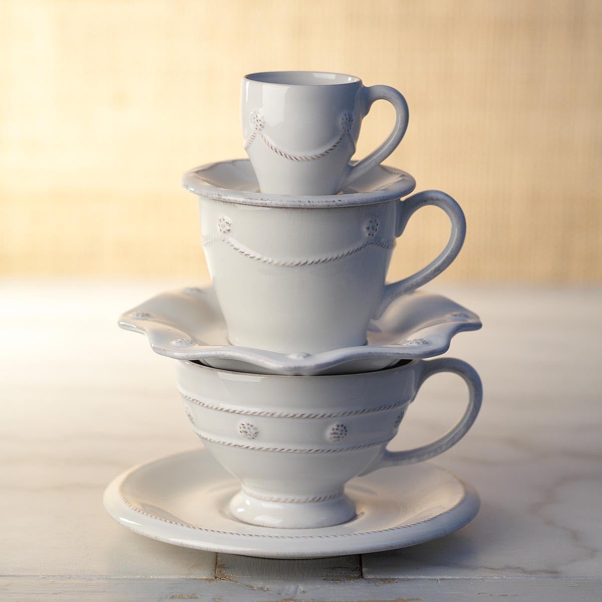 Berry & Thread Scalloped Saucer - Whitewash