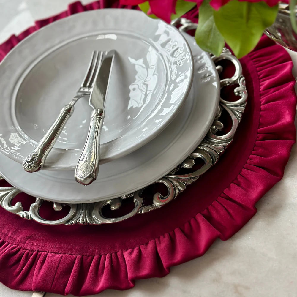 Velvet Round Placemat with Ruffle