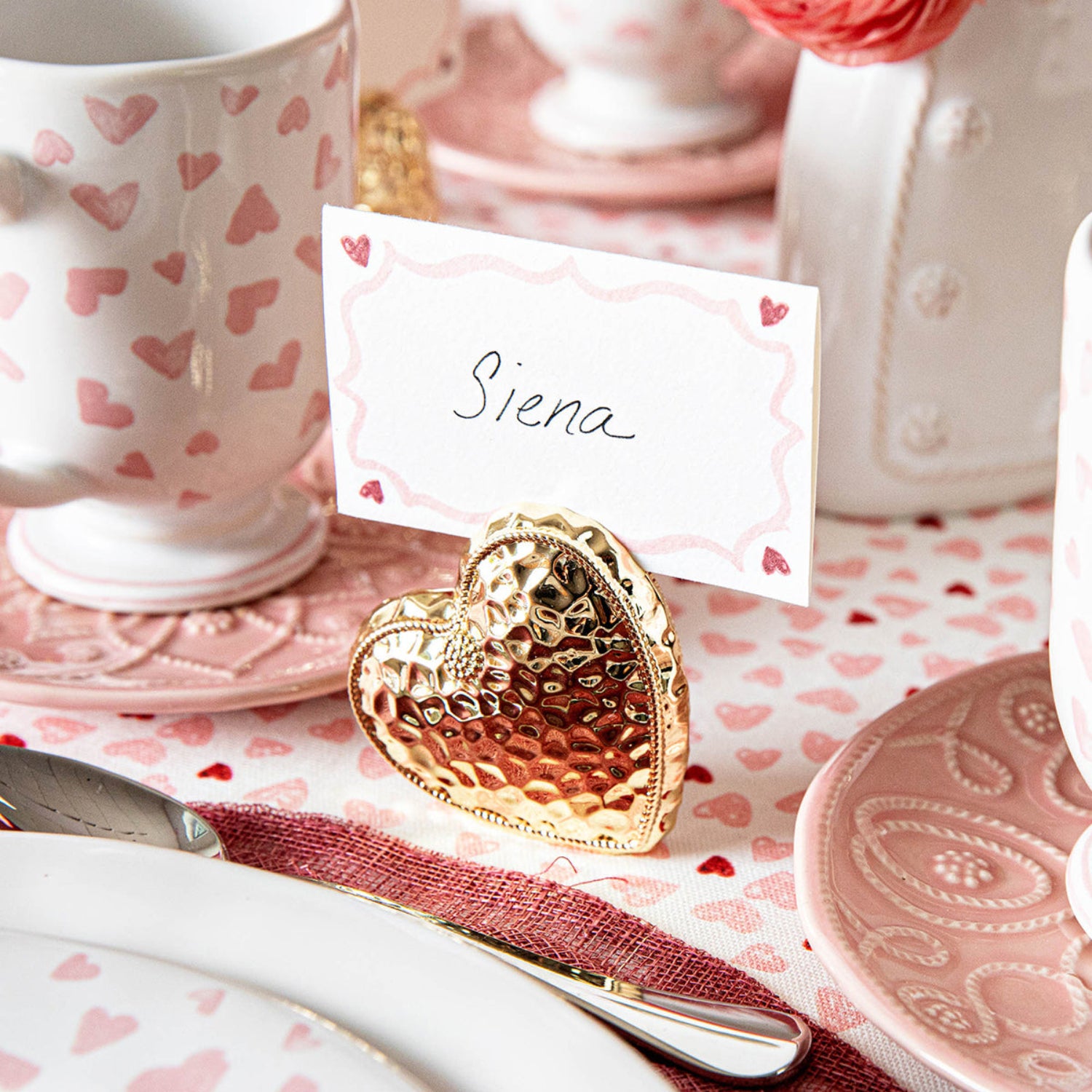 Berry & Thread Heart Place Card Holder Set/4