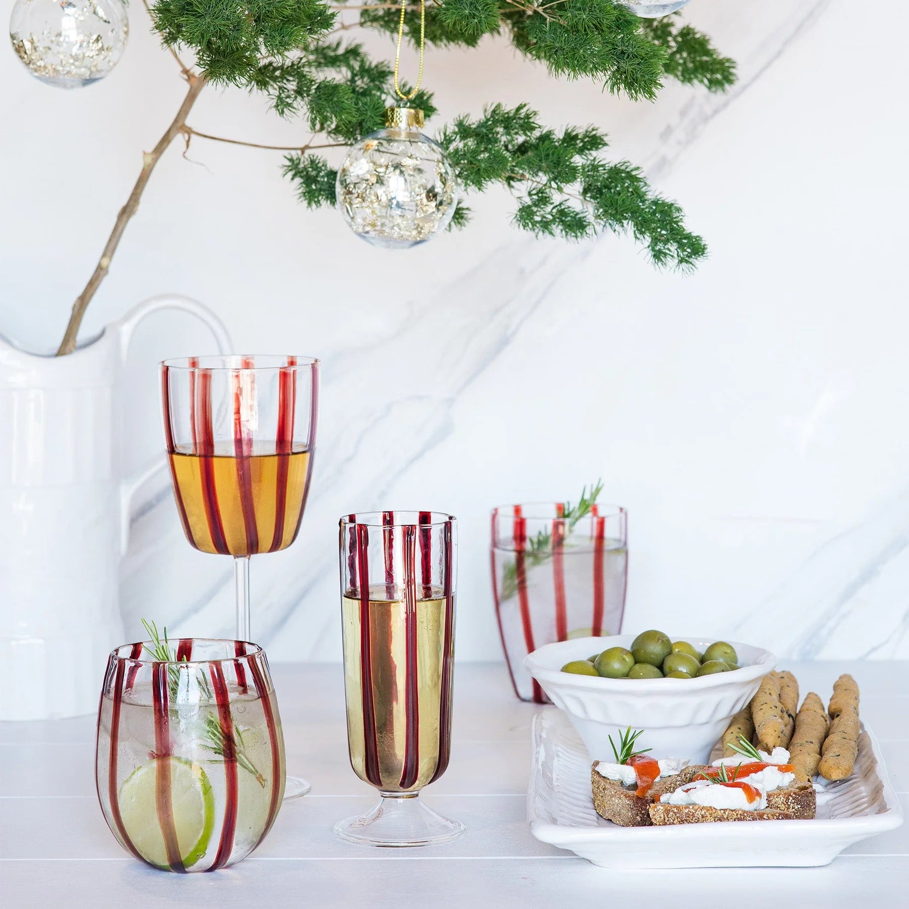 Nuovo Stripe Red Tall Tumbler