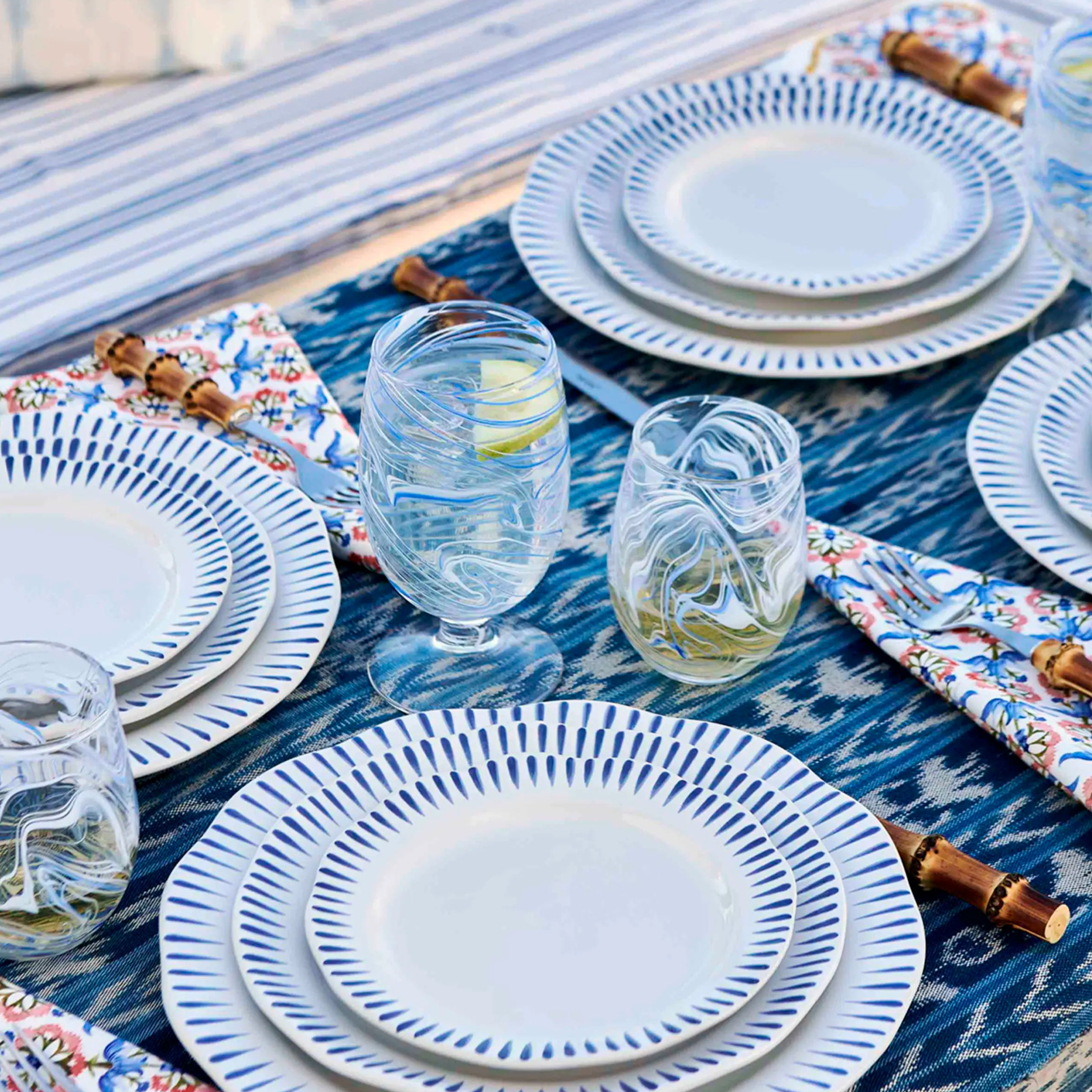 Sitio Stripe Side/Cocktail Plate - Delft Blue