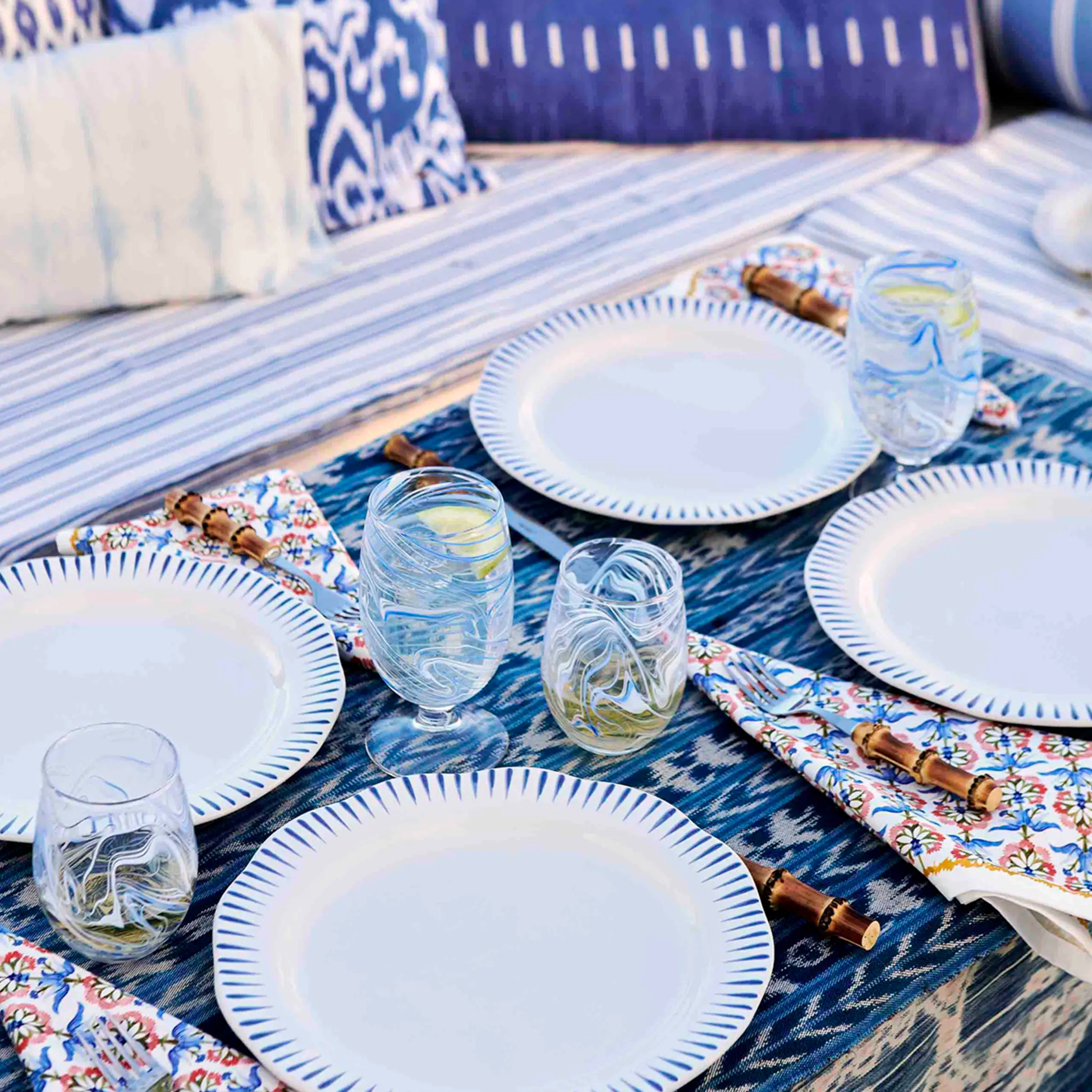 Sitio Stripe 4pc Place Setting - Delft Blue