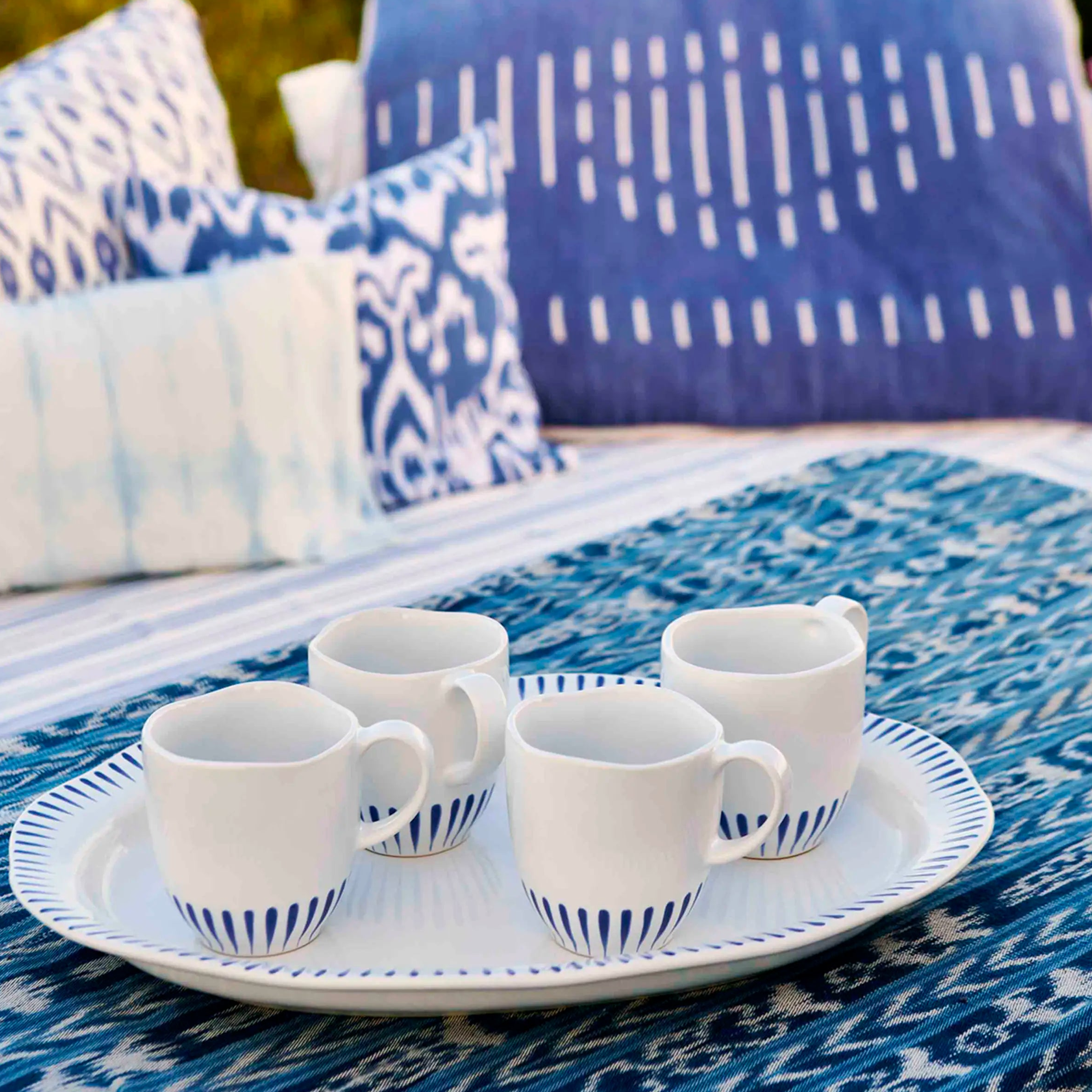 Sitio Stripe 16pc Place Setting - Delft Blue