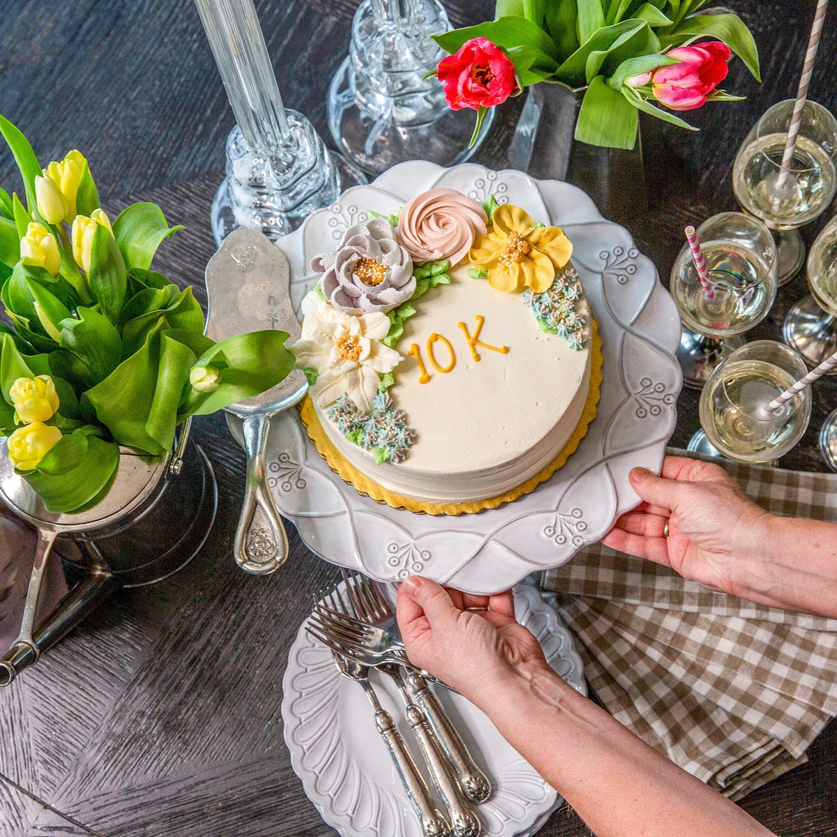 Bella Bianca Cake Plate