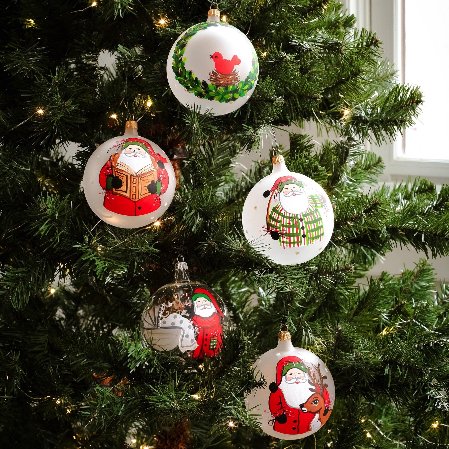 Ornaments Wreath With Red Bird Ornament