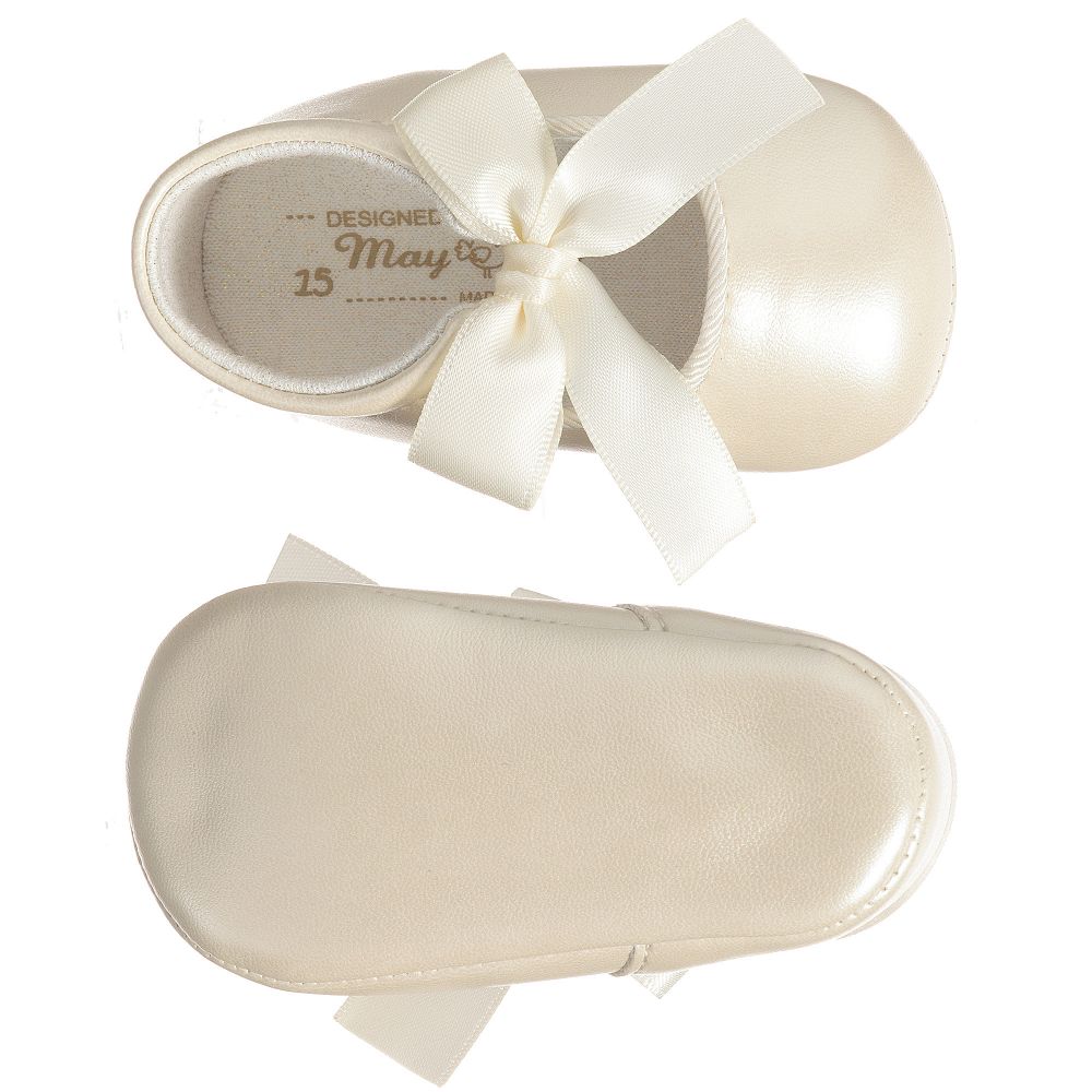 Ivory Ribbon Pre-Walker Shoes